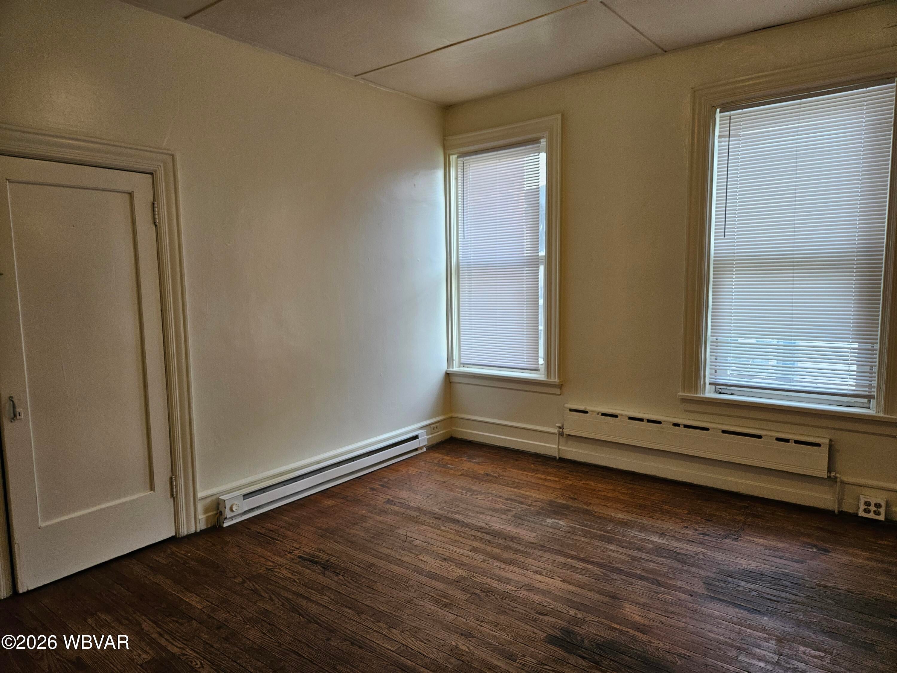 712 w 3rd street