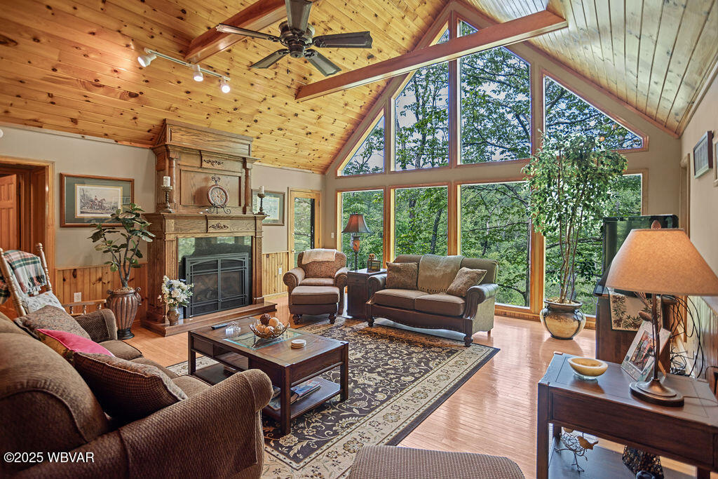 Laporte, Pennsylvania 18626, United States, 4 Bedrooms Bedrooms, ,3 BathroomsBathrooms,Residential,Active,158279