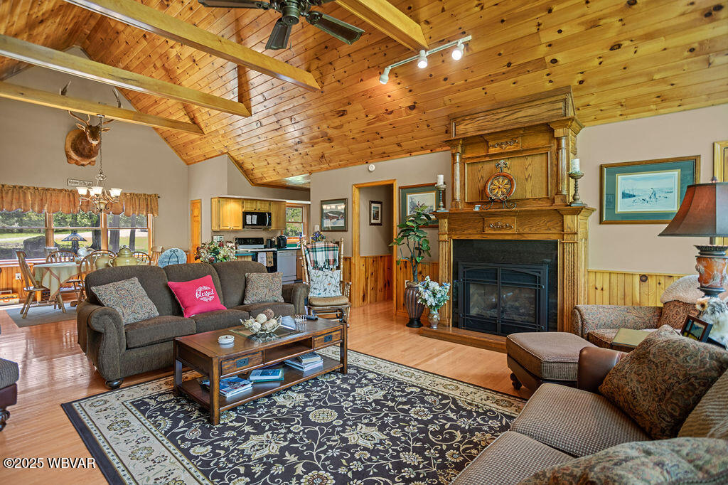 Laporte, Pennsylvania 18626, United States, 4 Bedrooms Bedrooms, ,3 BathroomsBathrooms,Residential,Active,158279