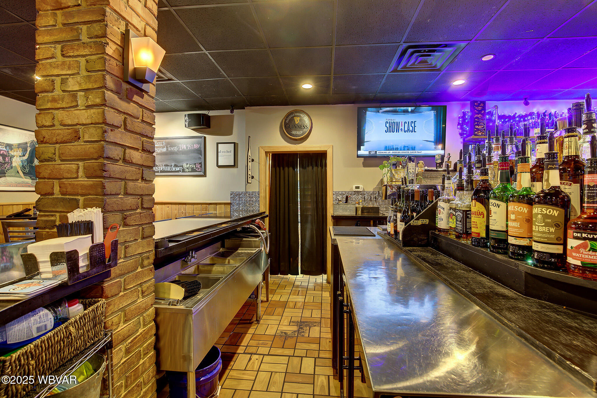 Williamsport, Pennsylvania 17701, United States, ,4 BathroomsBathrooms,Commercial,Active,80358