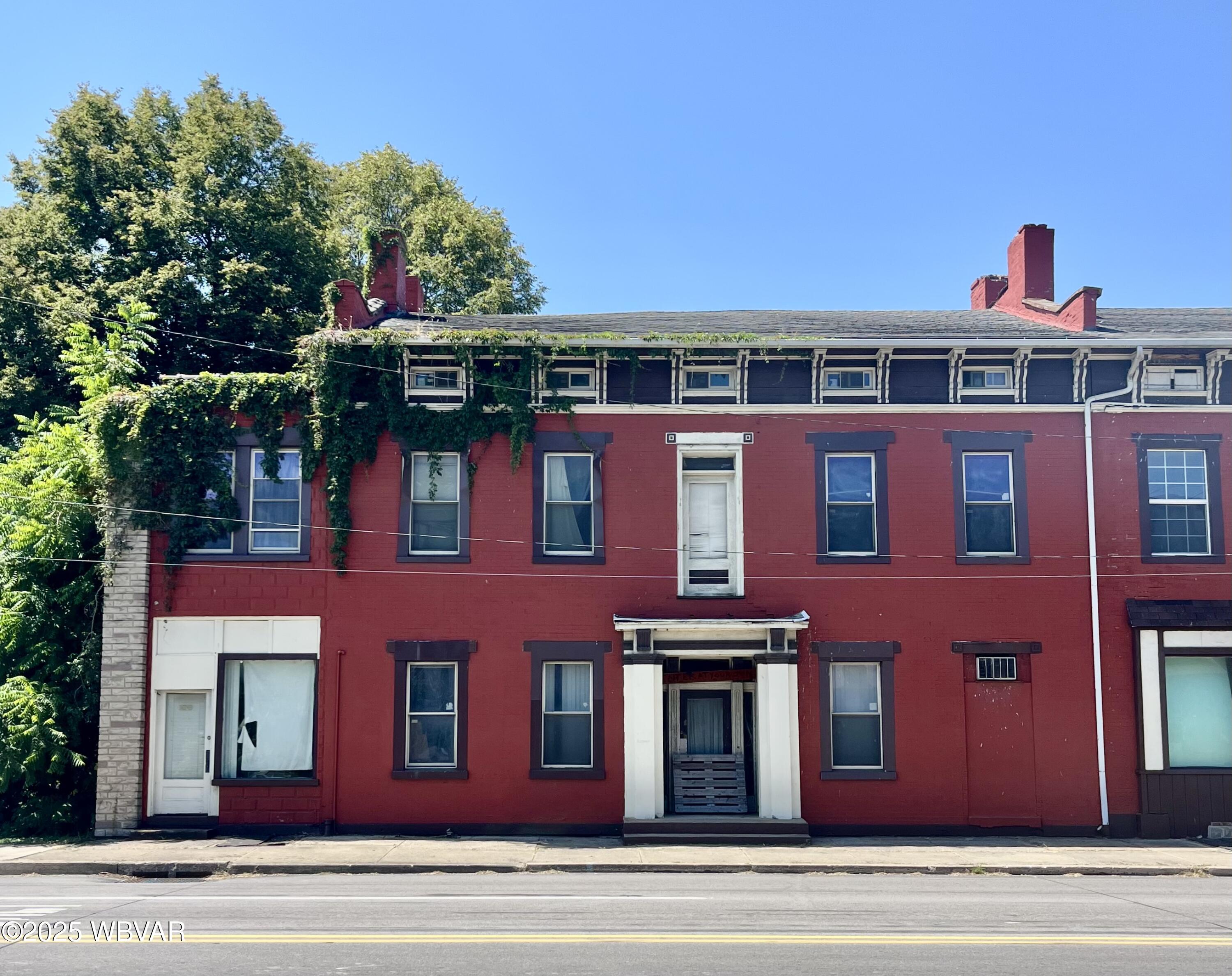 111 & 115 N MAIN STREET