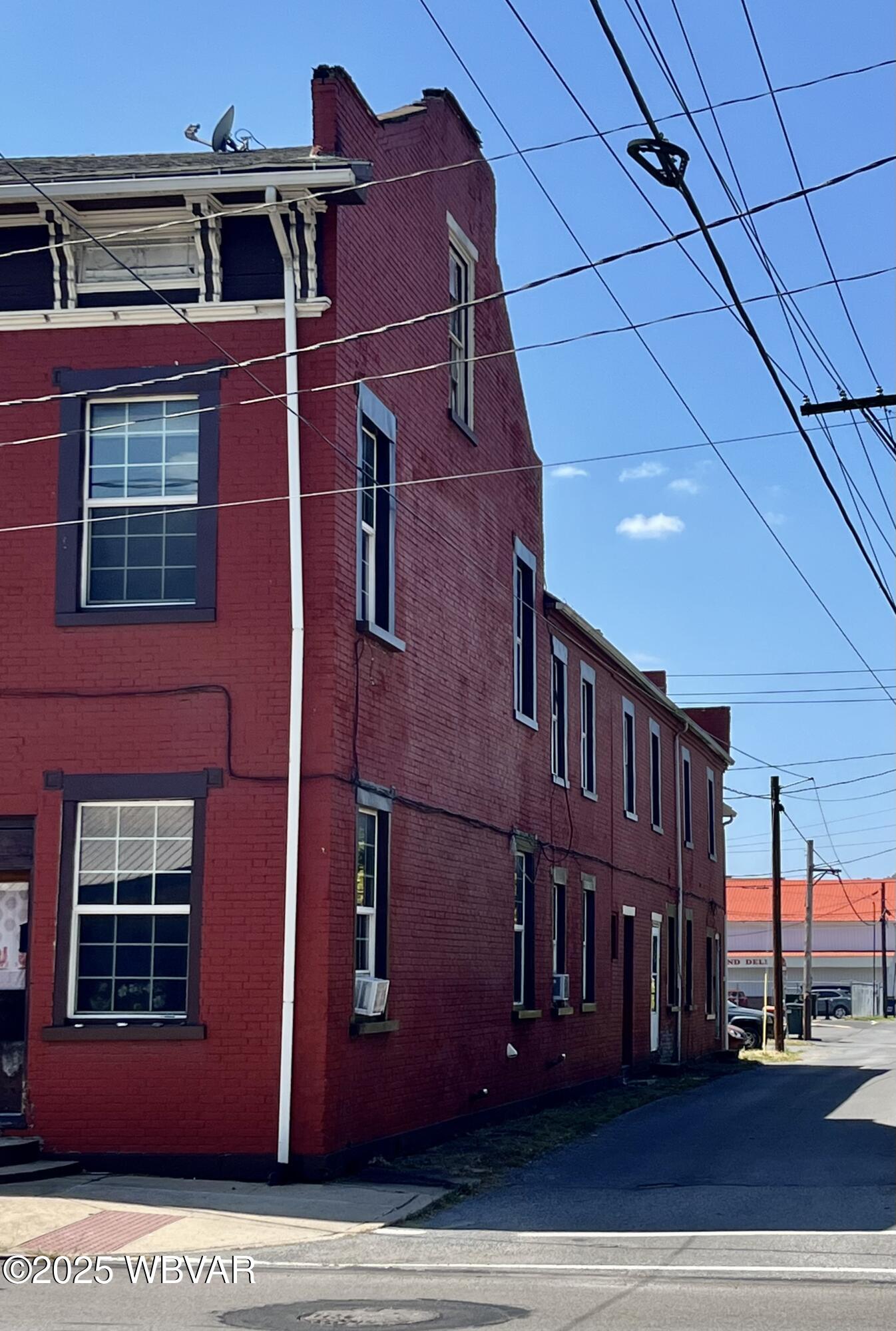 111 & 115 N MAIN STREET