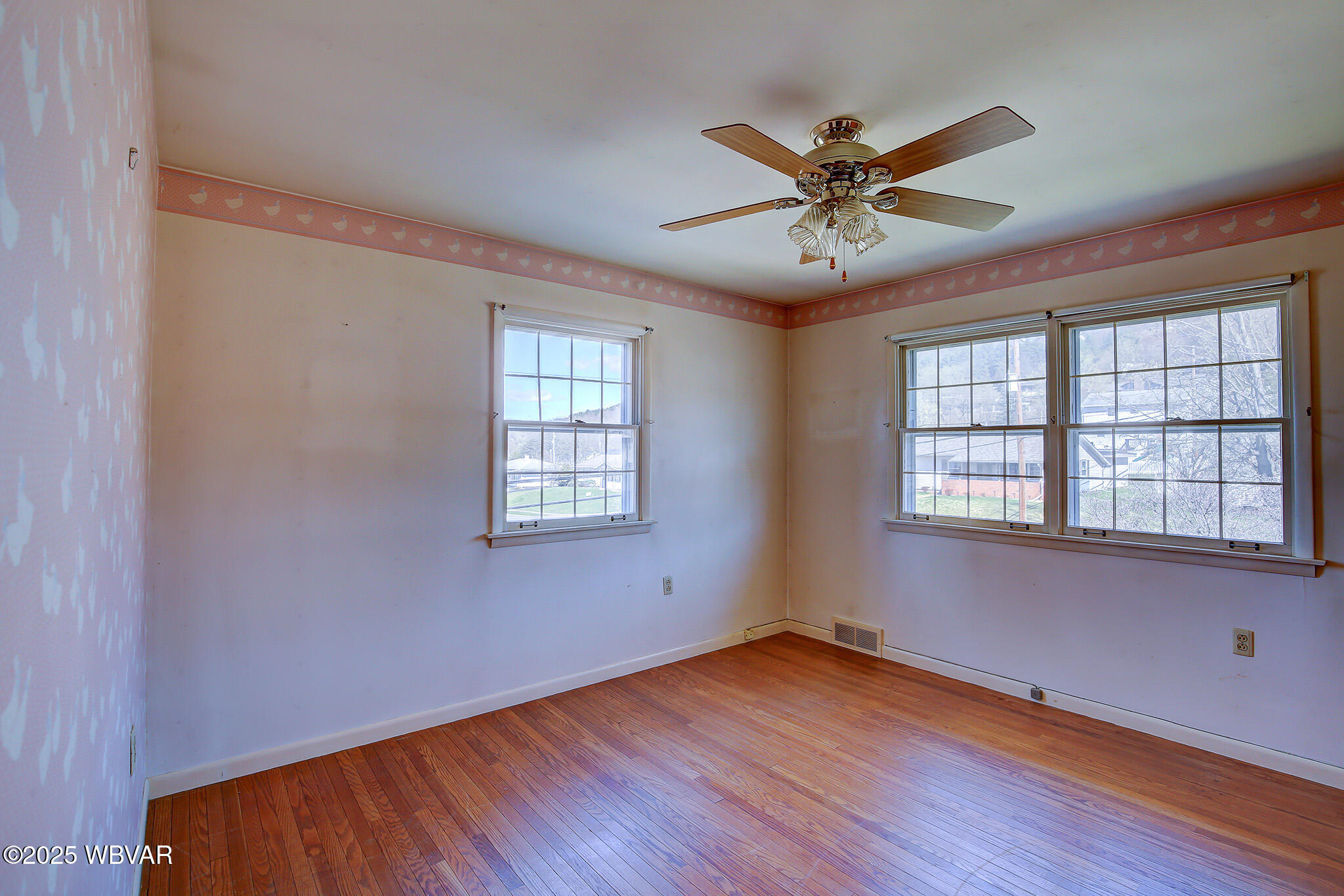 Williamsport, Pennsylvania 17701, United States, 4 Bedrooms Bedrooms, ,2 BathroomsBathrooms,Residential,Pending,107856