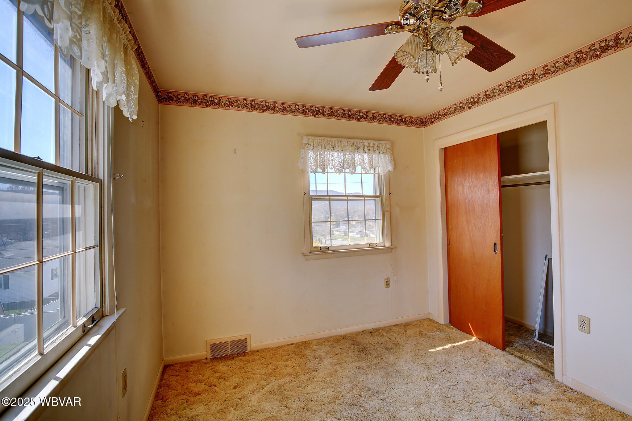 Williamsport, Pennsylvania 17701, United States, 4 Bedrooms Bedrooms, ,2 BathroomsBathrooms,Residential,Pending,107856