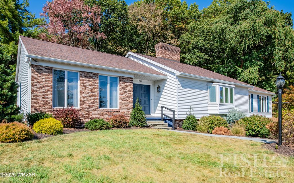 Photo of 1928 MOUNT VIEW AVENUE, Montoursville, PA 17754 (MLS # WB-102525)