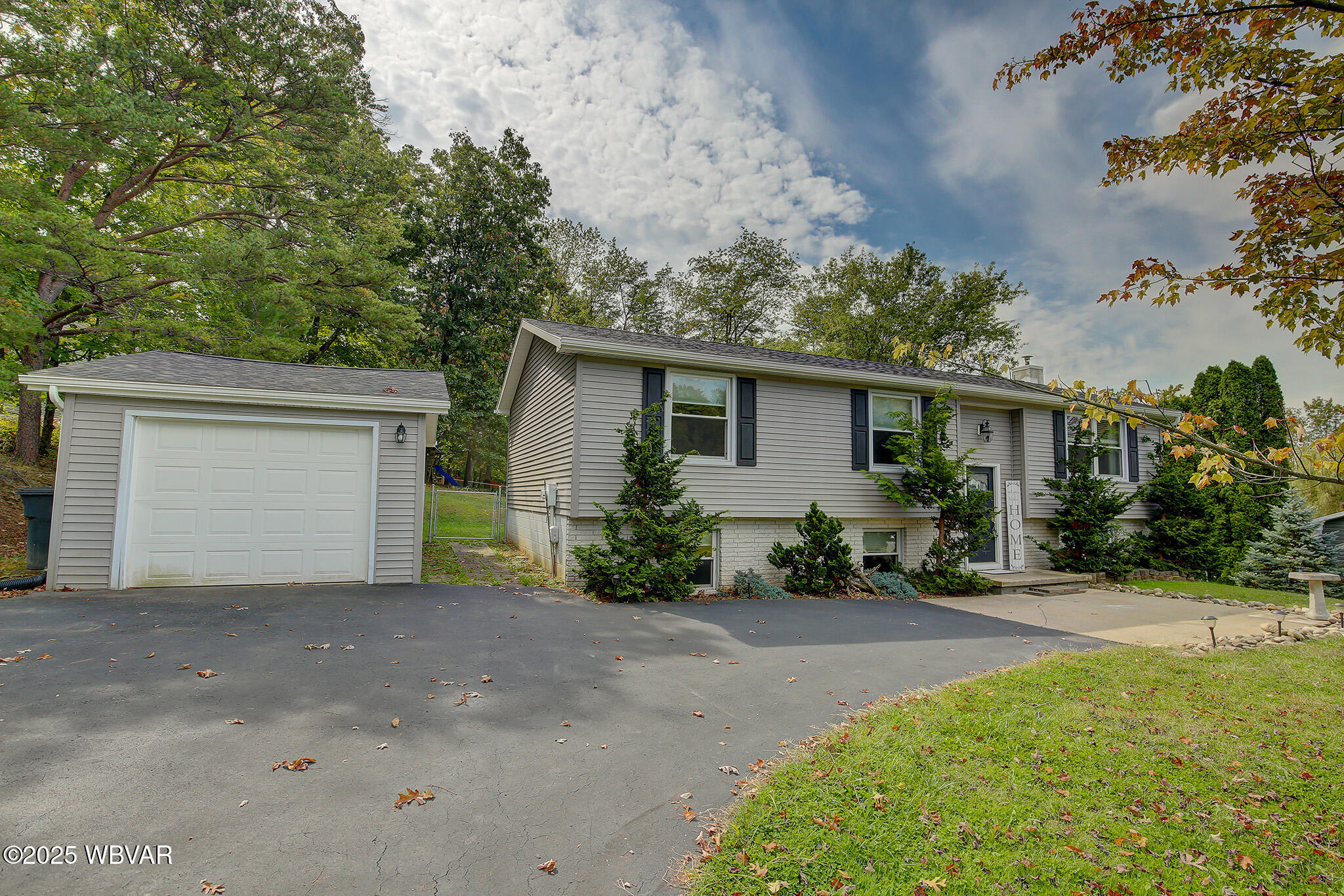 Lock Haven, Pennsylvania 17745, United States, 4 Bedrooms Bedrooms, ,2 BathroomsBathrooms,Residential,Contingent,215221 Lock Haven, Pennsylvania 17745, United States, 4 Bedrooms Bedrooms, ,2 BathroomsBathrooms,Residential,Contingent,215221