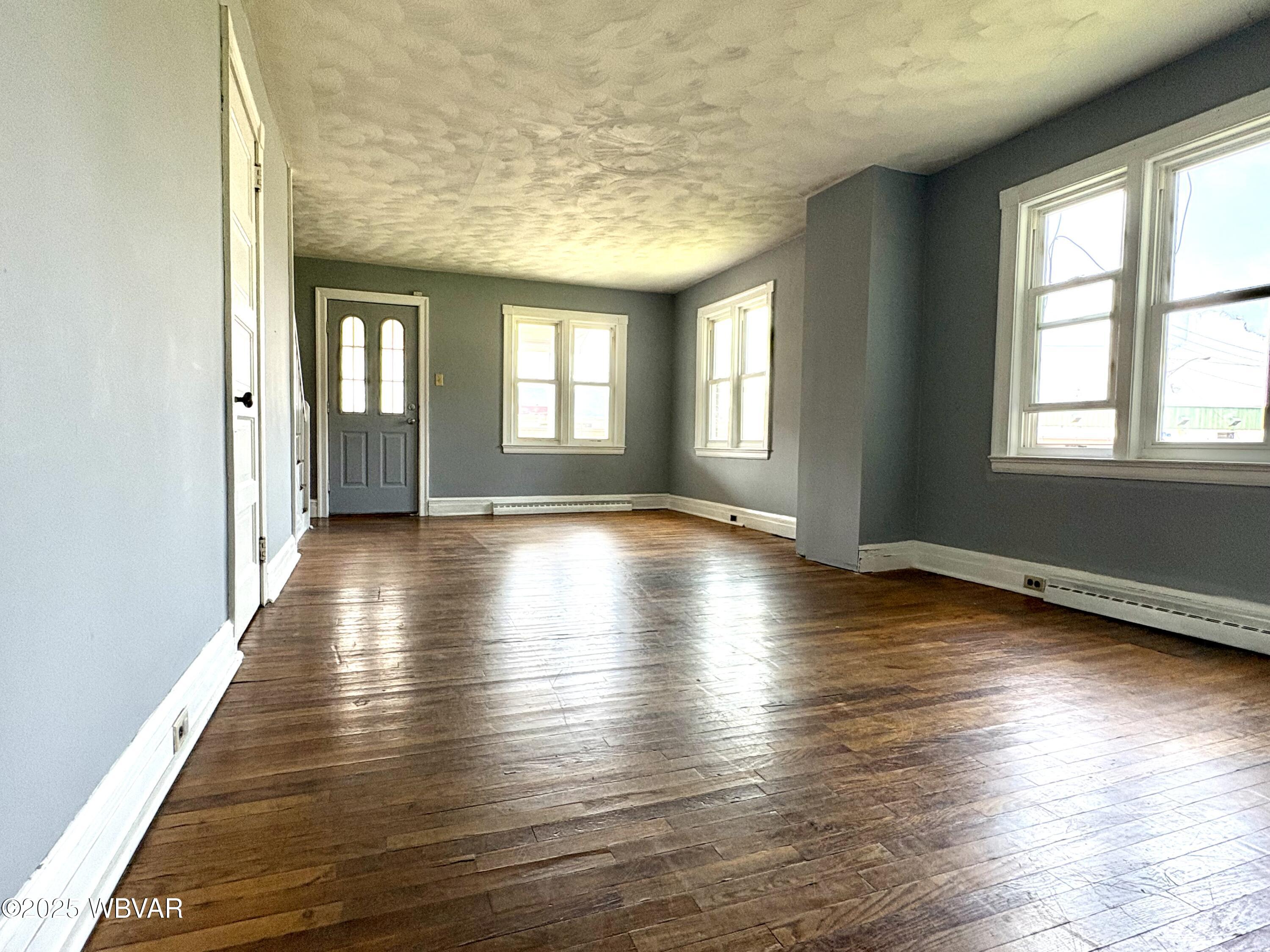1522 HIGH STREET