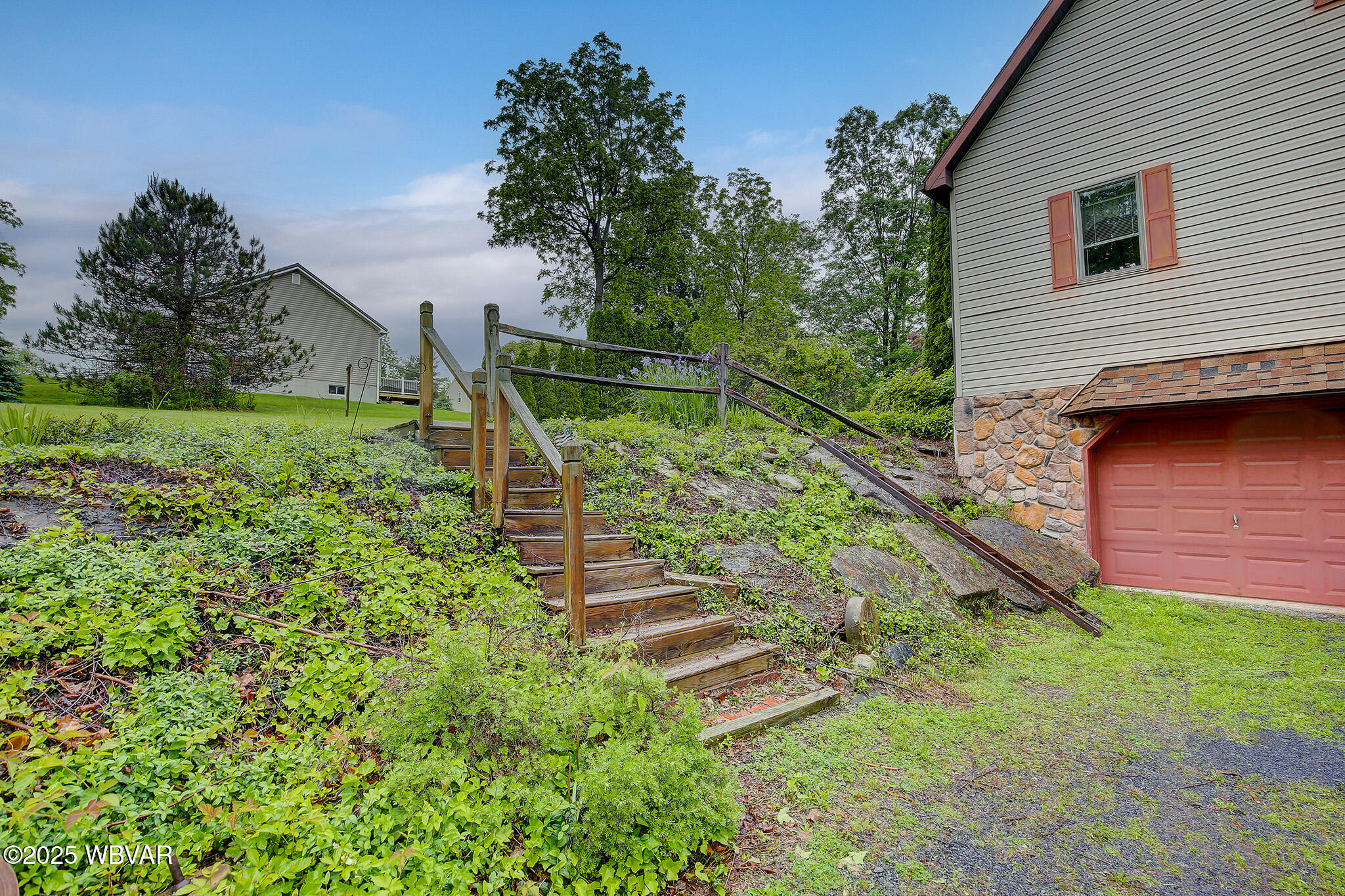 Mill Hall, Pennsylvania 17751, United States, 4 Bedrooms Bedrooms, ,3 BathroomsBathrooms,Residential,Active,142356