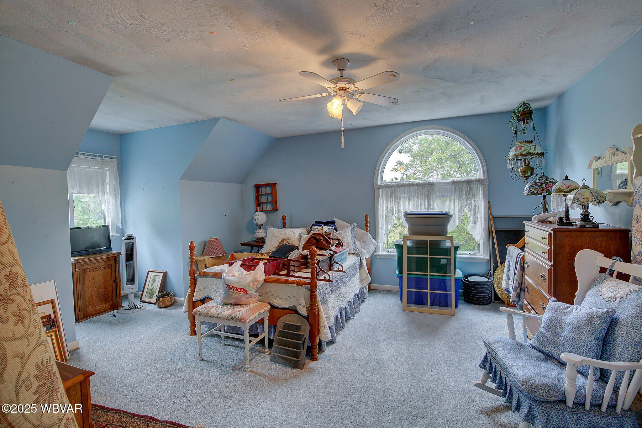 Mill Hall, Pennsylvania 17751, United States, 4 Bedrooms Bedrooms, ,3 BathroomsBathrooms,Residential,Active,142356