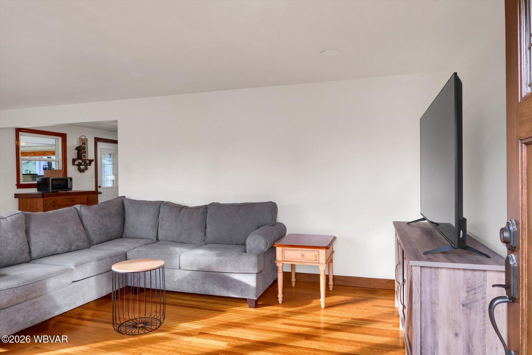 Properties 5 327 CHESTNUT STREET