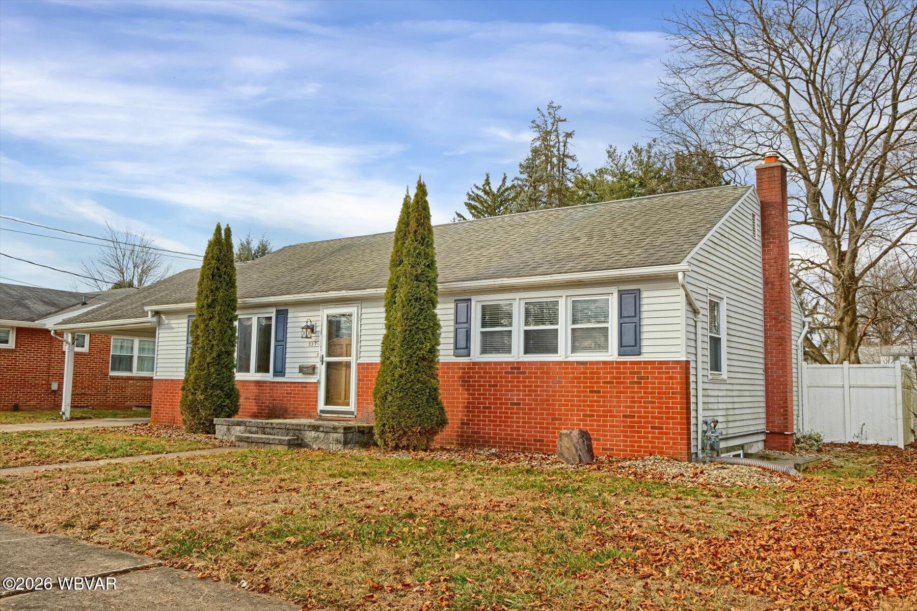 Properties 3 327 CHESTNUT STREET