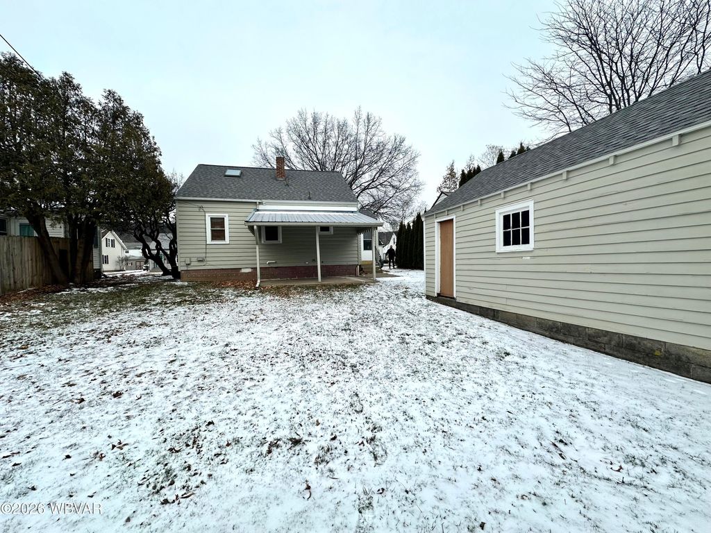 Photo of 812 WOODLAND AVENUE, Williamsport, PA 17701 (MLS # WB-103000)