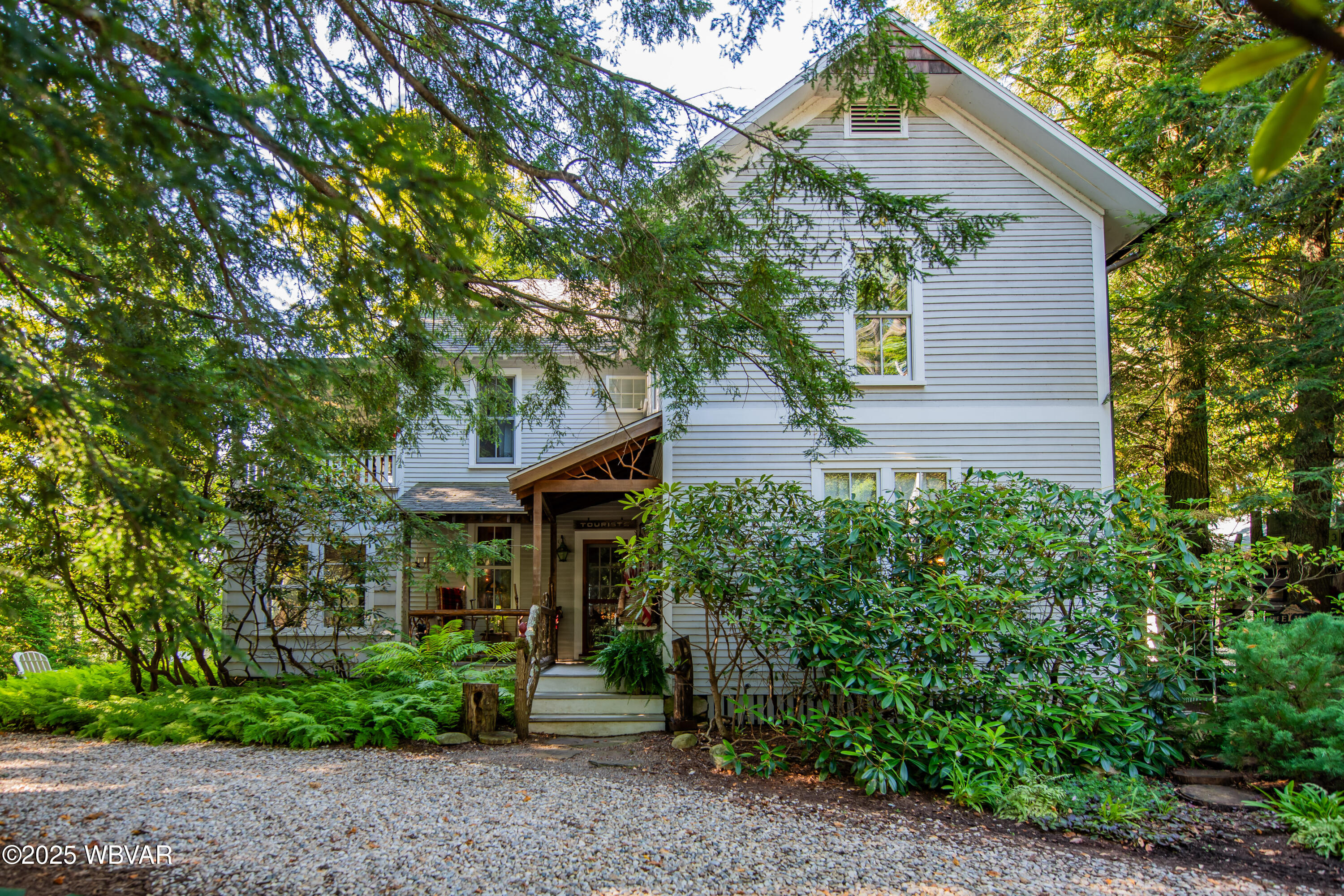 258 EAGLES MERE AVENUE