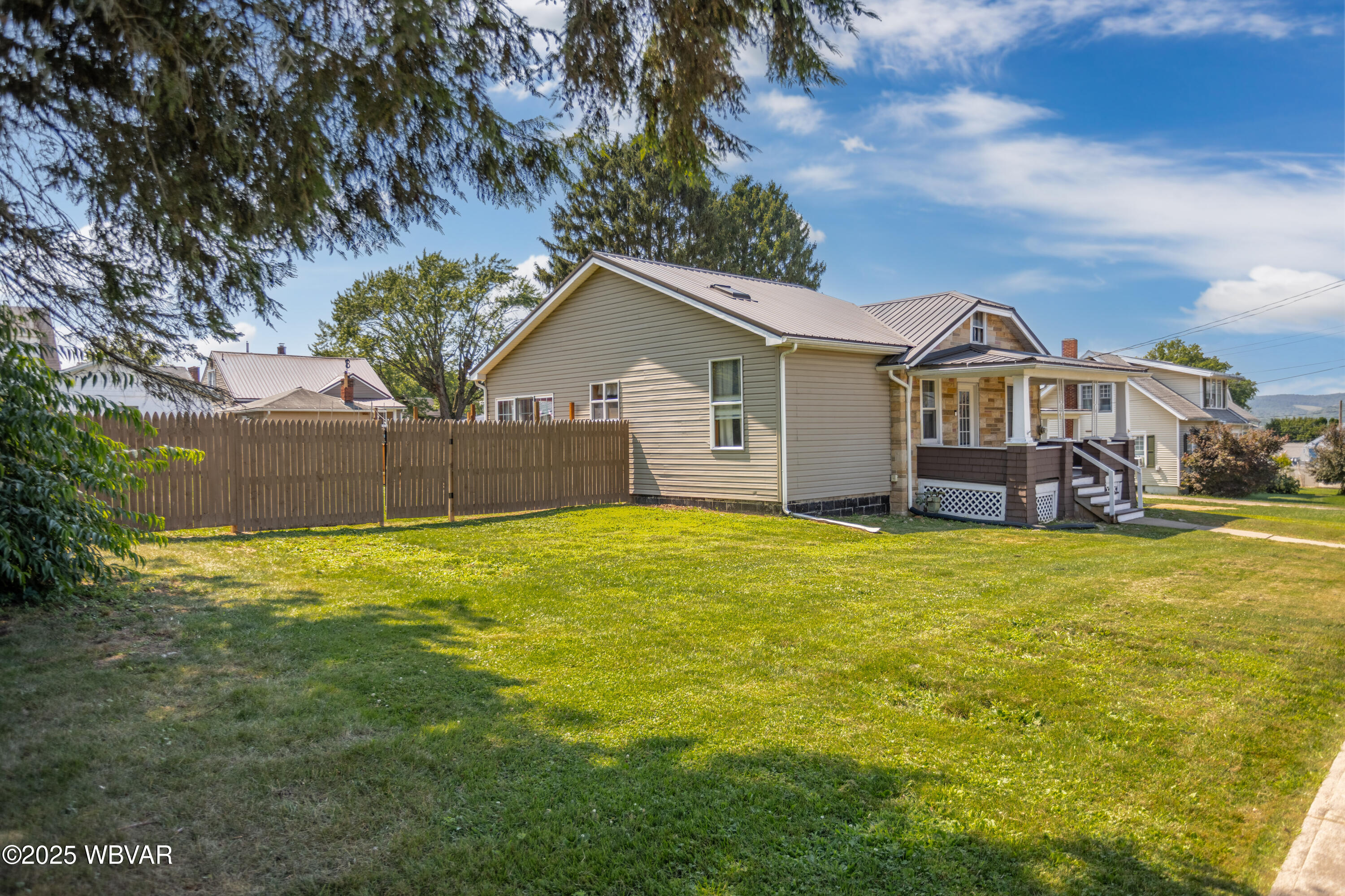 S. Williamsport, Pennsylvania 17702, United States, 2 Bedrooms Bedrooms, ,1 BathroomBathrooms,Residential,Contingent,186176