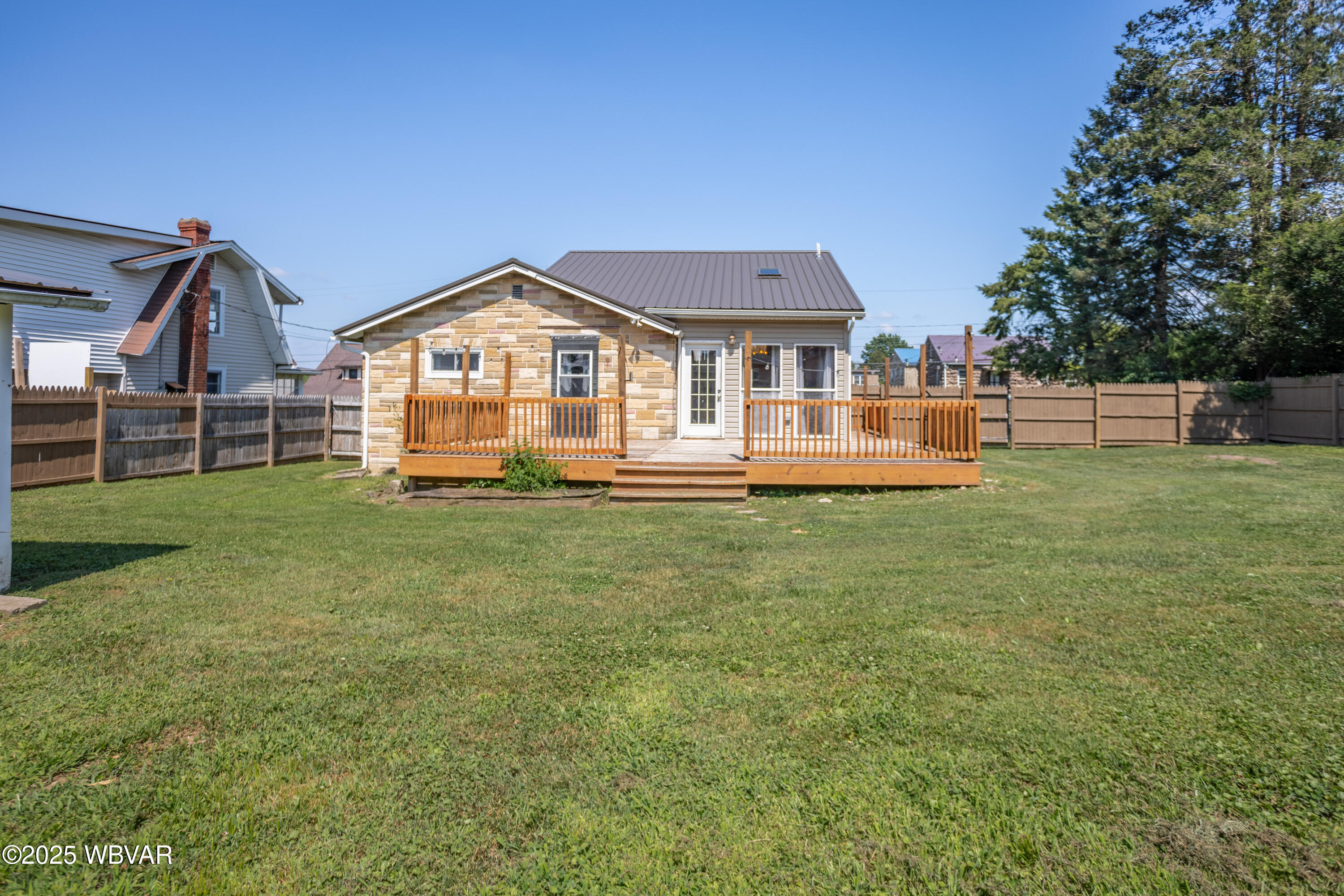 S. Williamsport, Pennsylvania 17702, United States, 2 Bedrooms Bedrooms, ,1 BathroomBathrooms,Residential,Contingent,186176