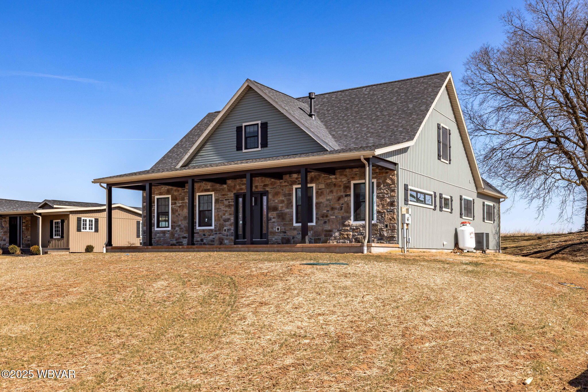 Properties 4 1535 pine creek avenue