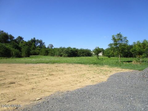 Properties 42 205 16TH STREET Northumberland PA 17857