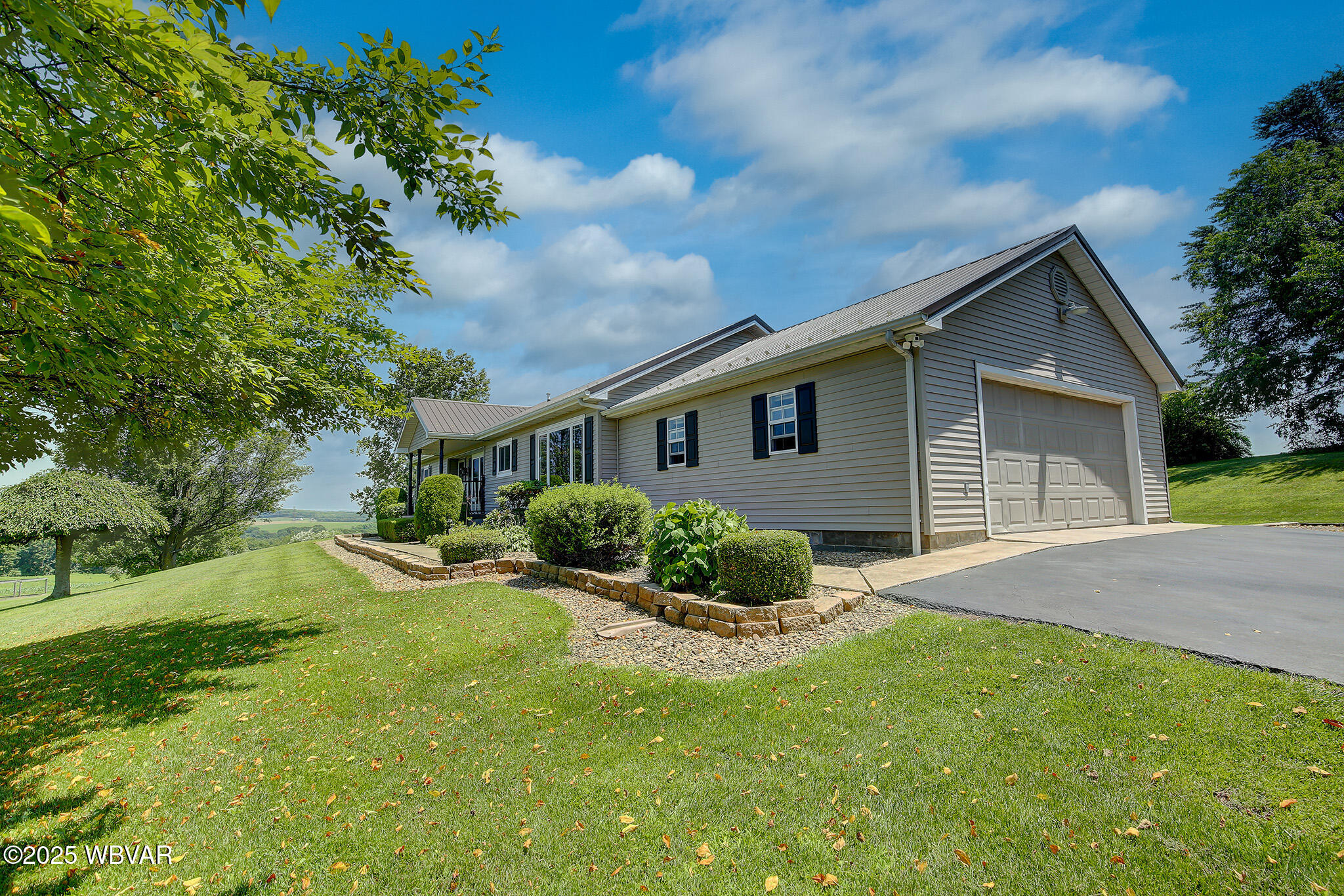 Bloomsburg, Pennsylvania 17815, United States, 3 Bedrooms Bedrooms, ,2 BathroomsBathrooms,Residential,Contingent,159806