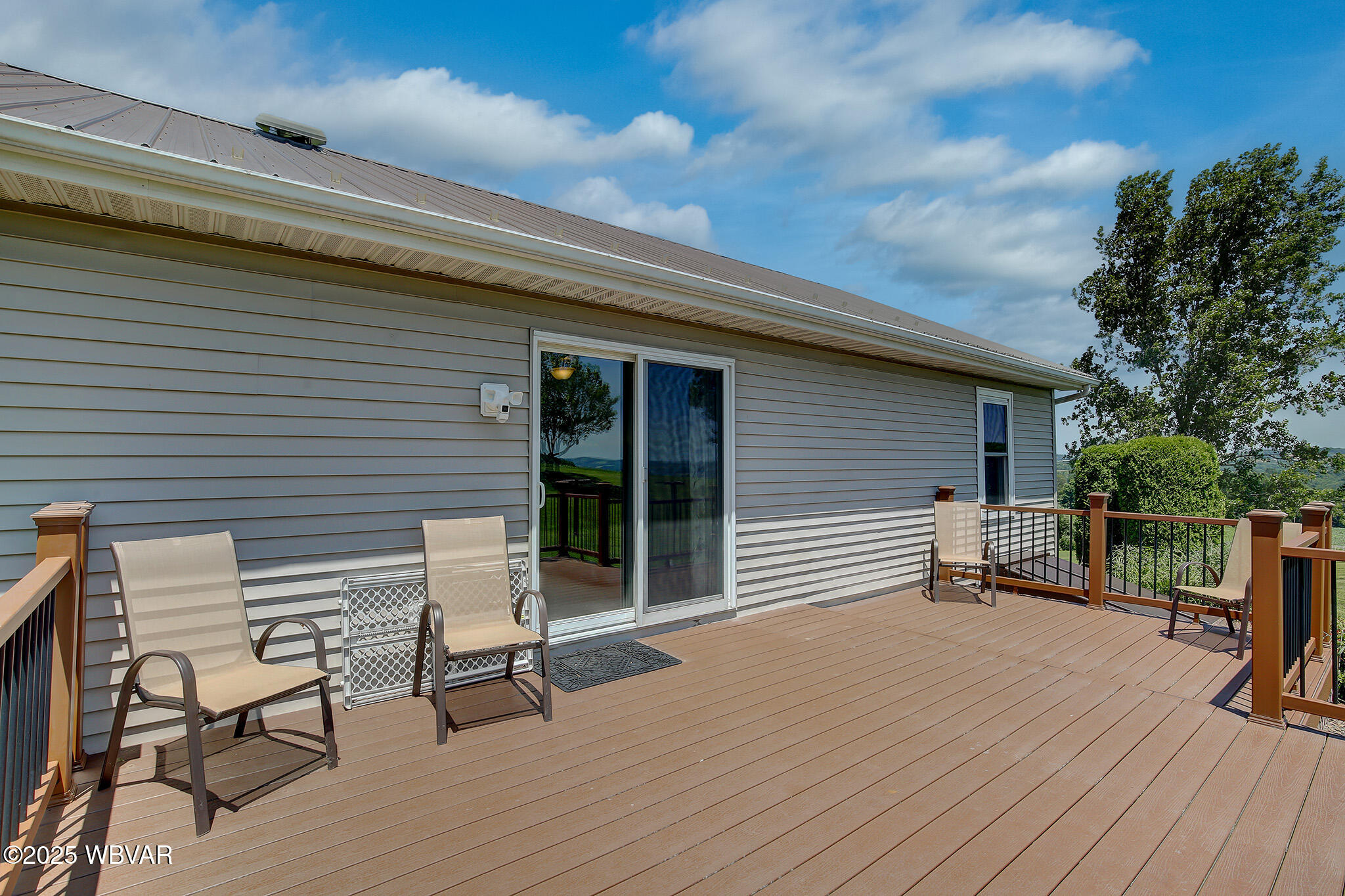 Bloomsburg, Pennsylvania 17815, United States, 3 Bedrooms Bedrooms, ,2 BathroomsBathrooms,Residential,Contingent,159806