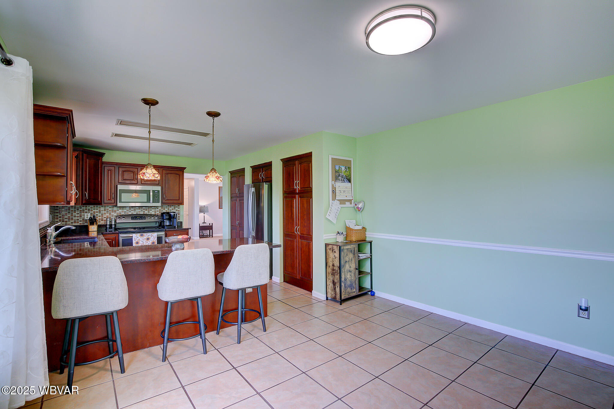 Bloomsburg, Pennsylvania 17815, United States, 3 Bedrooms Bedrooms, ,2 BathroomsBathrooms,Residential,Contingent,159806