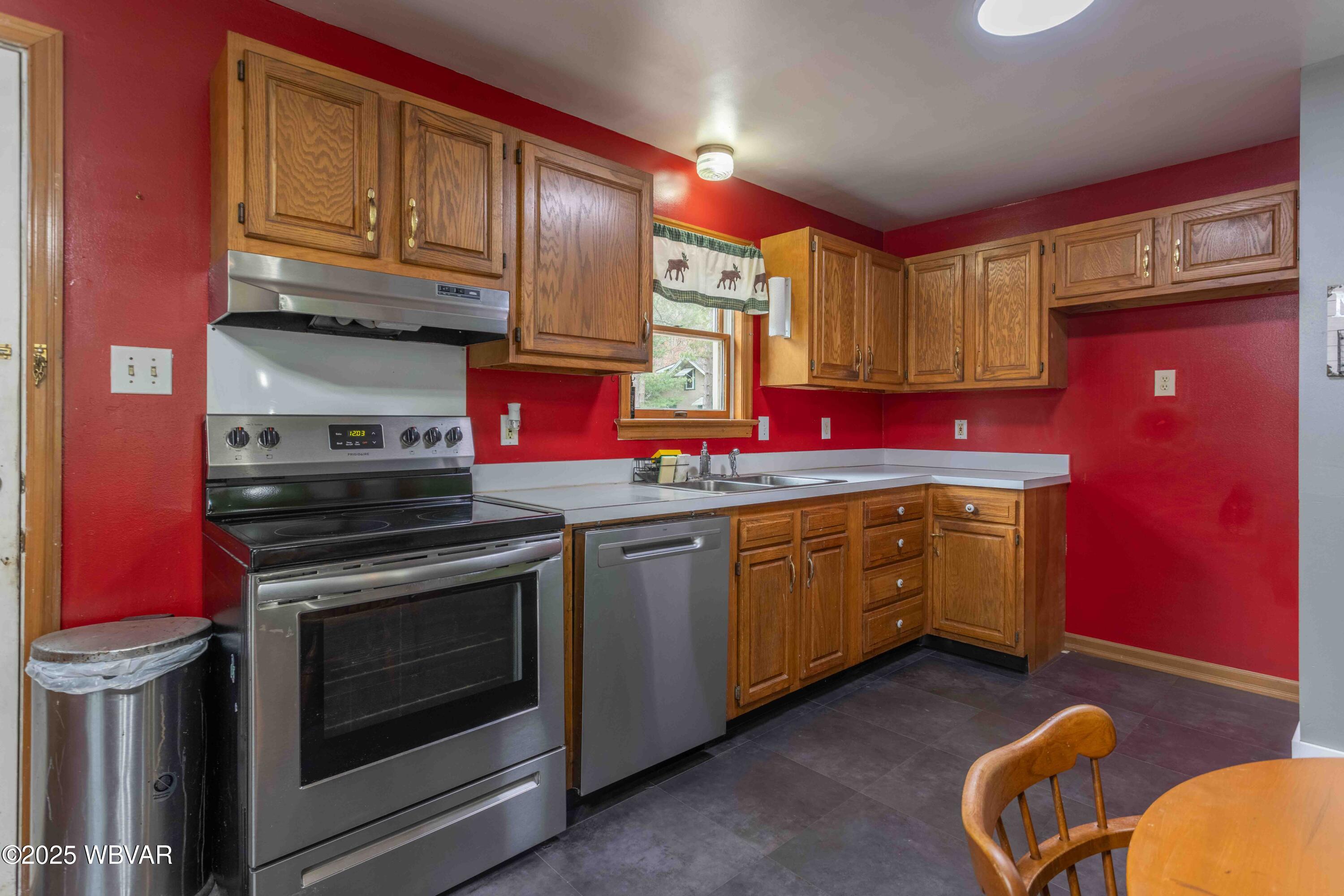 Properties 4 23 GRASSO LANE