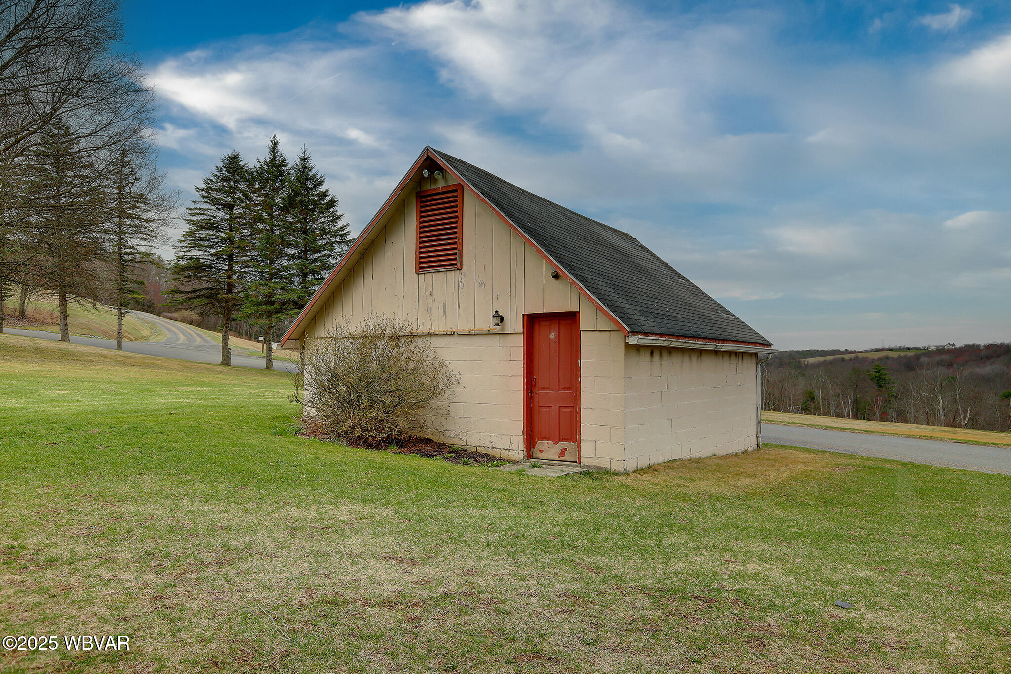 Williamsport, Pennsylvania 17701, United States, 2 Bedrooms Bedrooms, ,1 BathroomBathrooms,Residential,Contingent,103983