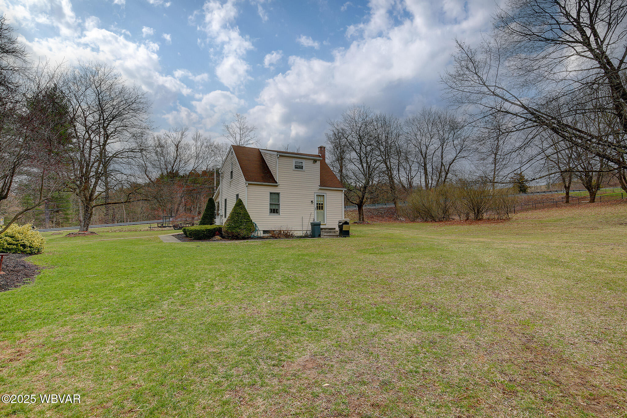 Williamsport, Pennsylvania 17701, United States, 2 Bedrooms Bedrooms, ,1 BathroomBathrooms,Residential,Contingent,103983