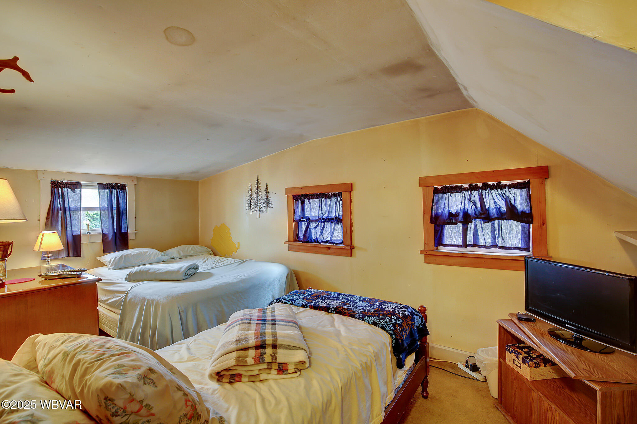 Williamsport, Pennsylvania 17701, United States, 2 Bedrooms Bedrooms, ,1 BathroomBathrooms,Residential,Contingent,103983