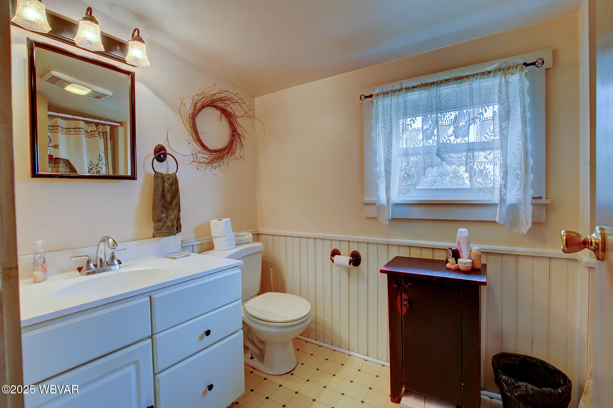 Williamsport, Pennsylvania 17701, United States, 2 Bedrooms Bedrooms, ,1 BathroomBathrooms,Residential,Contingent,103983