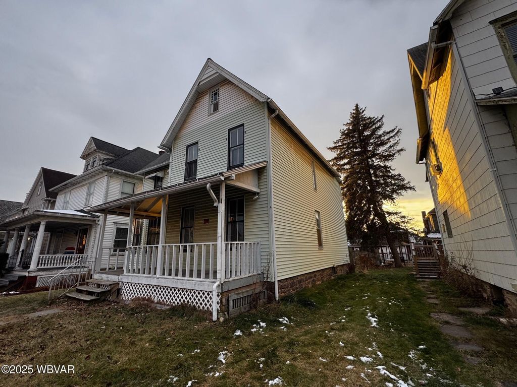 Photo of 621 FOURTH AVENUE, Williamsport, PA 17701 (MLS # WB-102916)