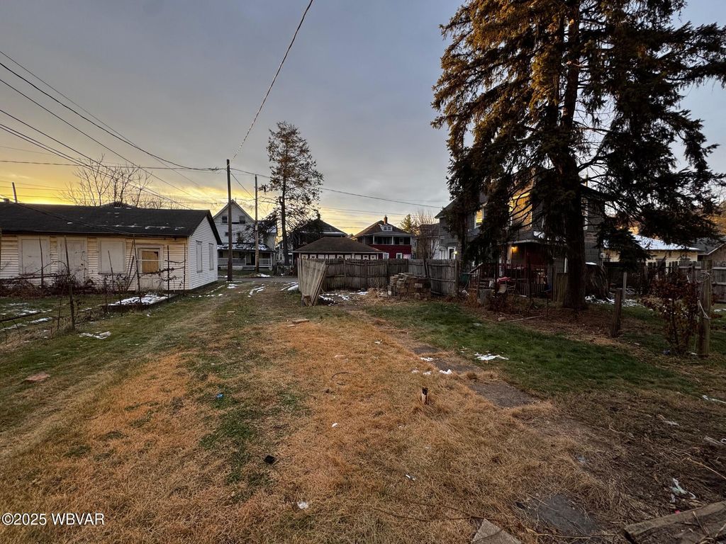 Photo of 621 FOURTH AVENUE, Williamsport, PA 17701 (MLS # WB-102916)