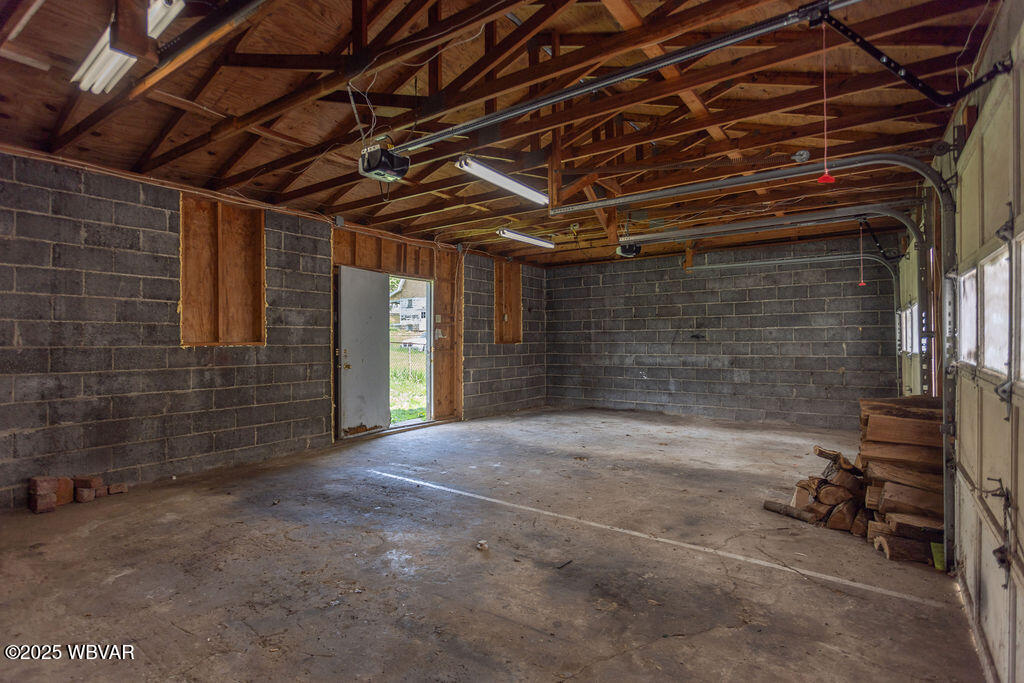 Williamsport, Pennsylvania 17701, United States, 3 Bedrooms Bedrooms, ,1 BathroomBathrooms,Residential,Contingent,127779