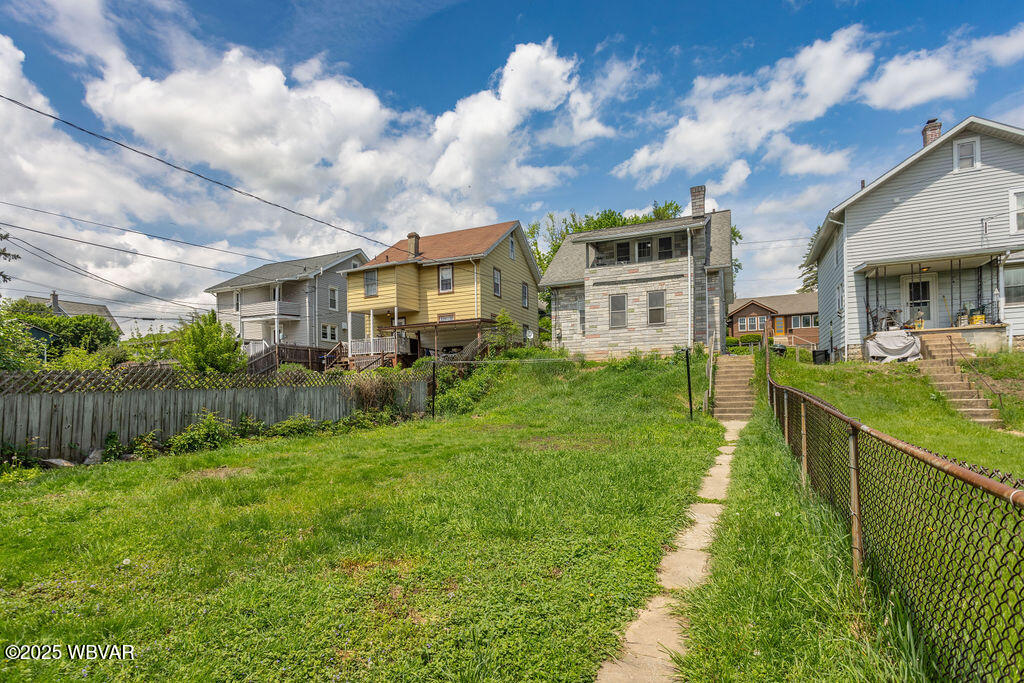 Williamsport, Pennsylvania 17701, United States, 3 Bedrooms Bedrooms, ,1 BathroomBathrooms,Residential,Contingent,127779