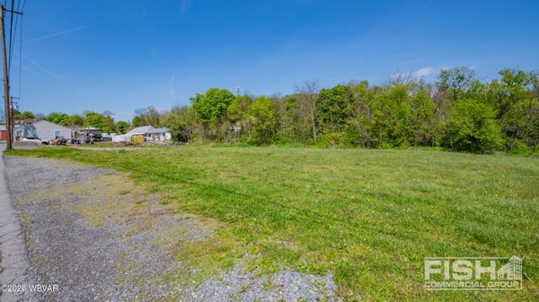 823 HOLLOW RD, LOCK HAVEN, PA 17745 - Image c8dcadd2db79b93d52b44e7c9a05325d/1821965617