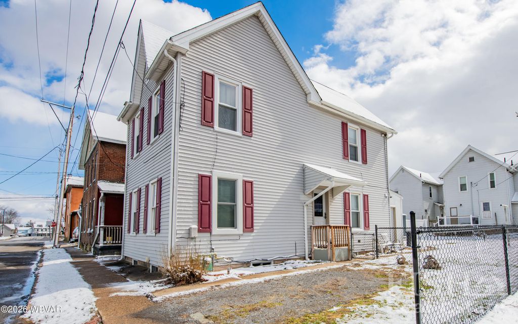 Photo of 17 W LINCOLN AVENUE, Williamsport, PA 17702 (MLS # WB-103439)