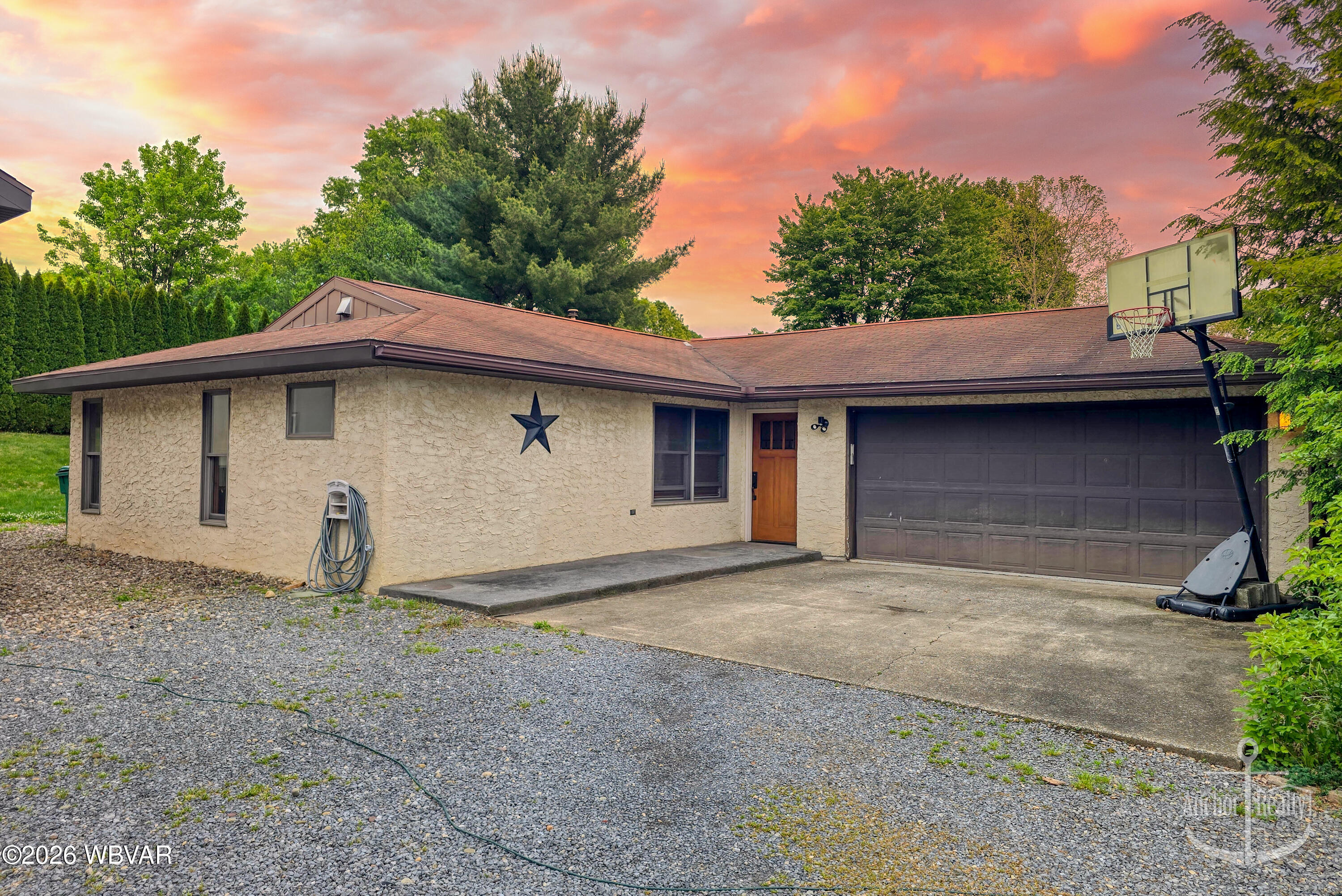 2162 pleasant view road