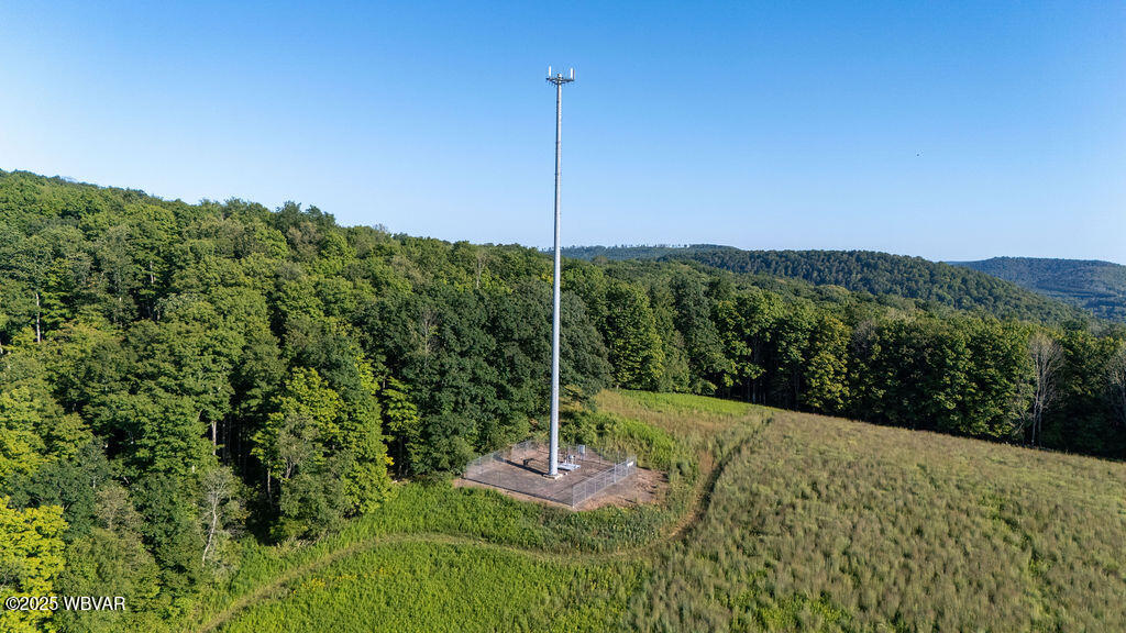 Properties 4 189 COMMERCIAL STREET