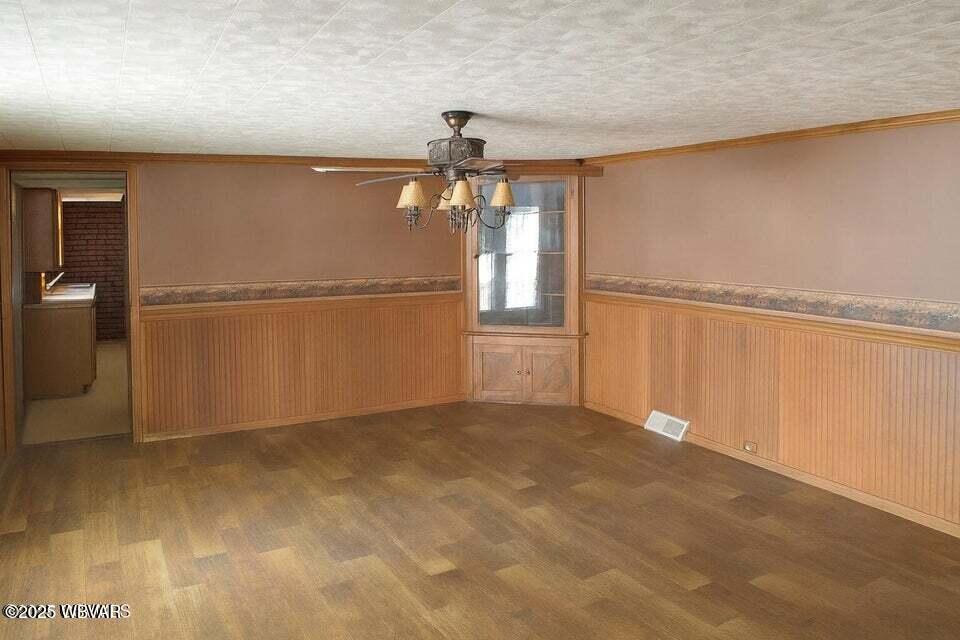 Properties 4 356 PINE STREET