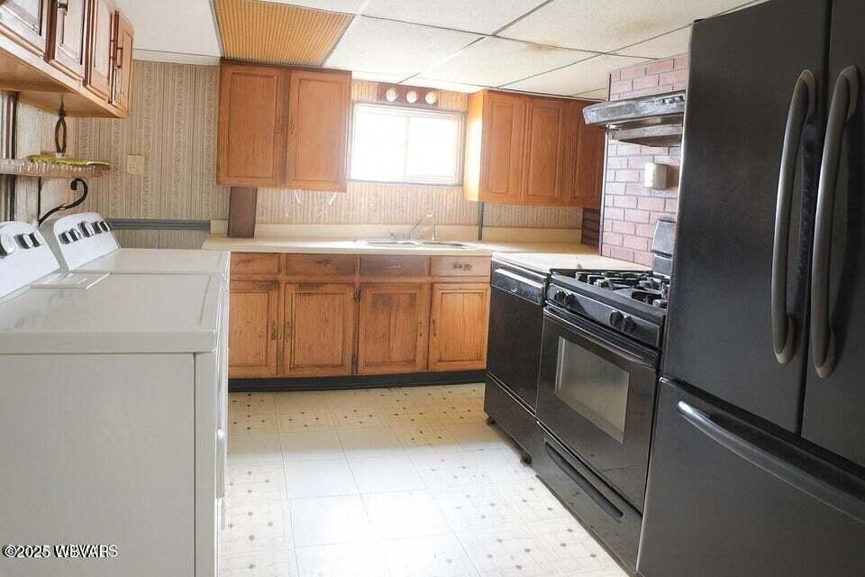 Properties 5 356 PINE STREET