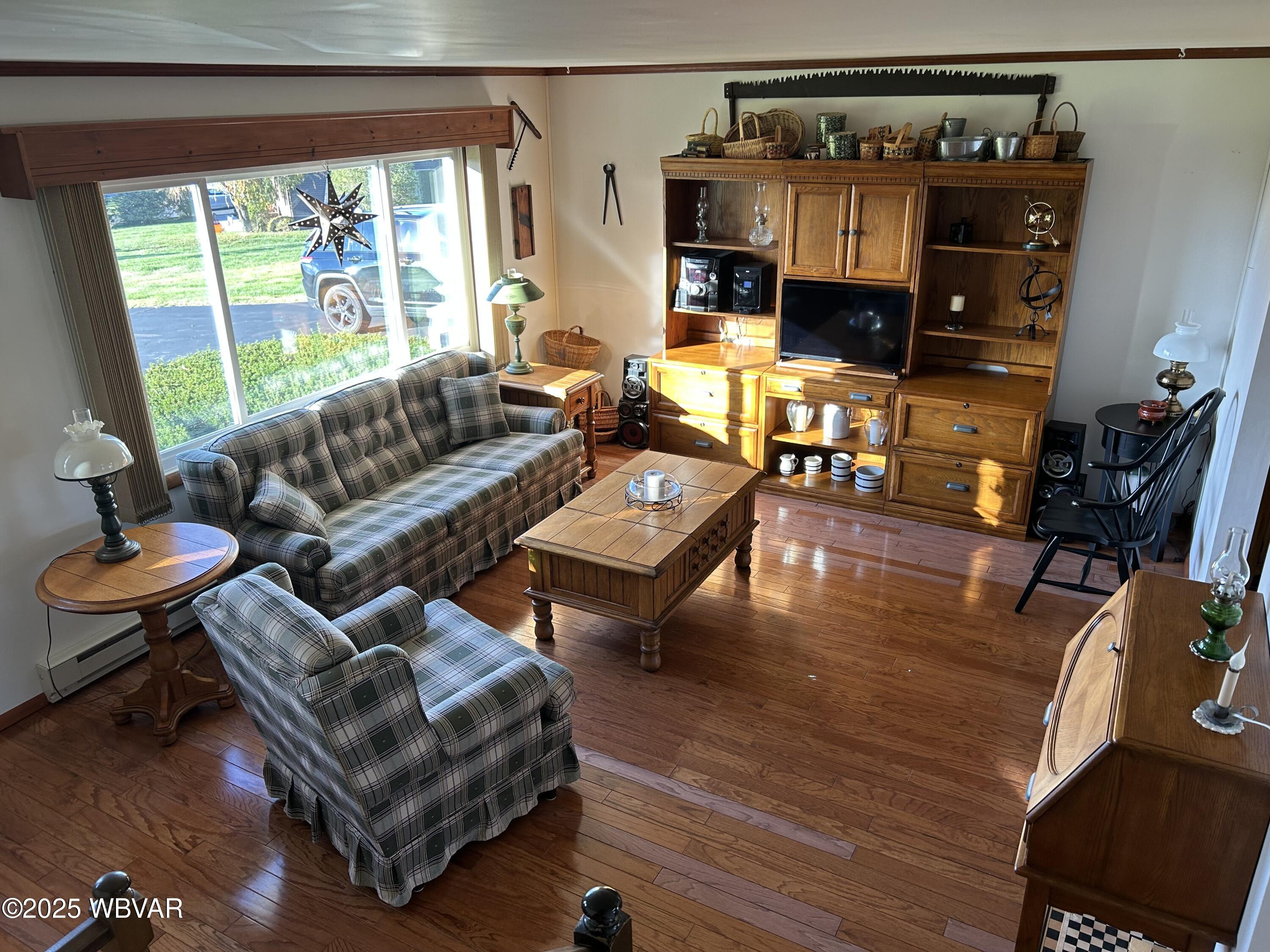 Properties 4 178 FLORENCE DRIVE