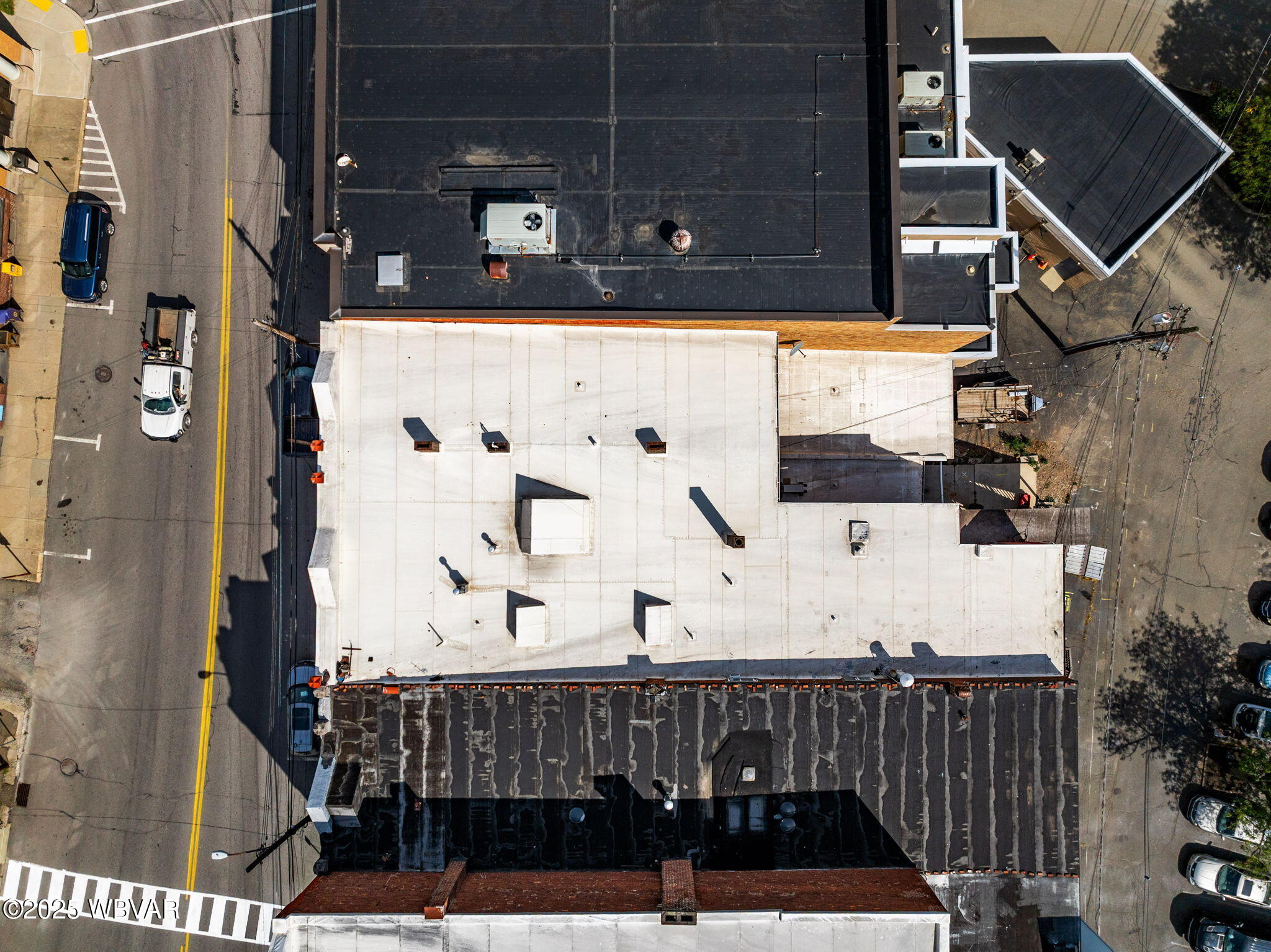 Properties 5 21-23 W MAIN STREET