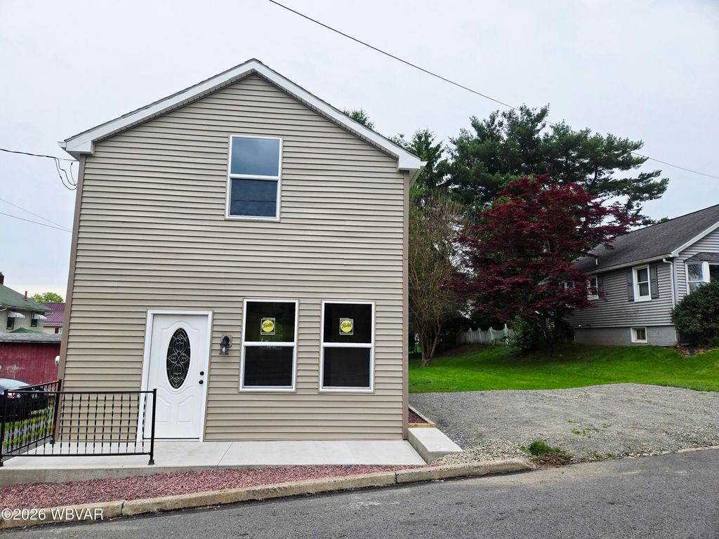 Photo of 215 CLARENDON STREET, Williamsport, PA 17702 (MLS # WB-103870)