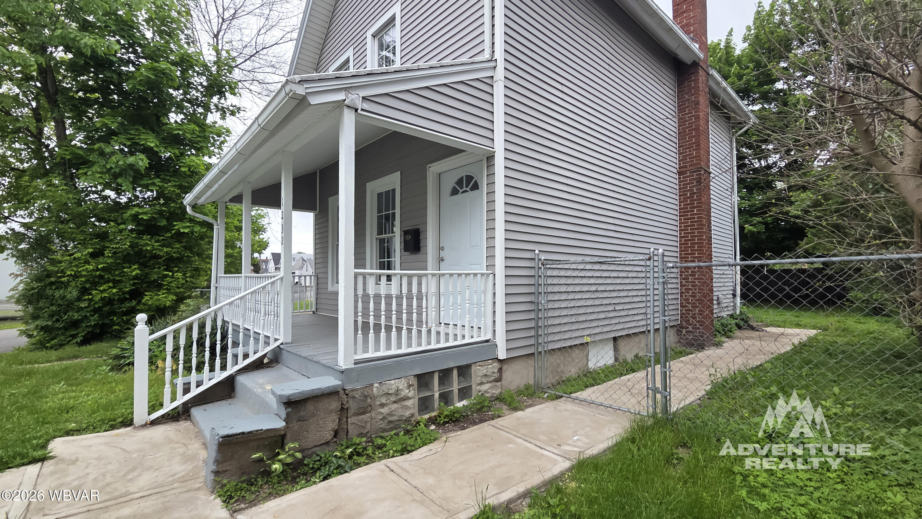 1232 anne street