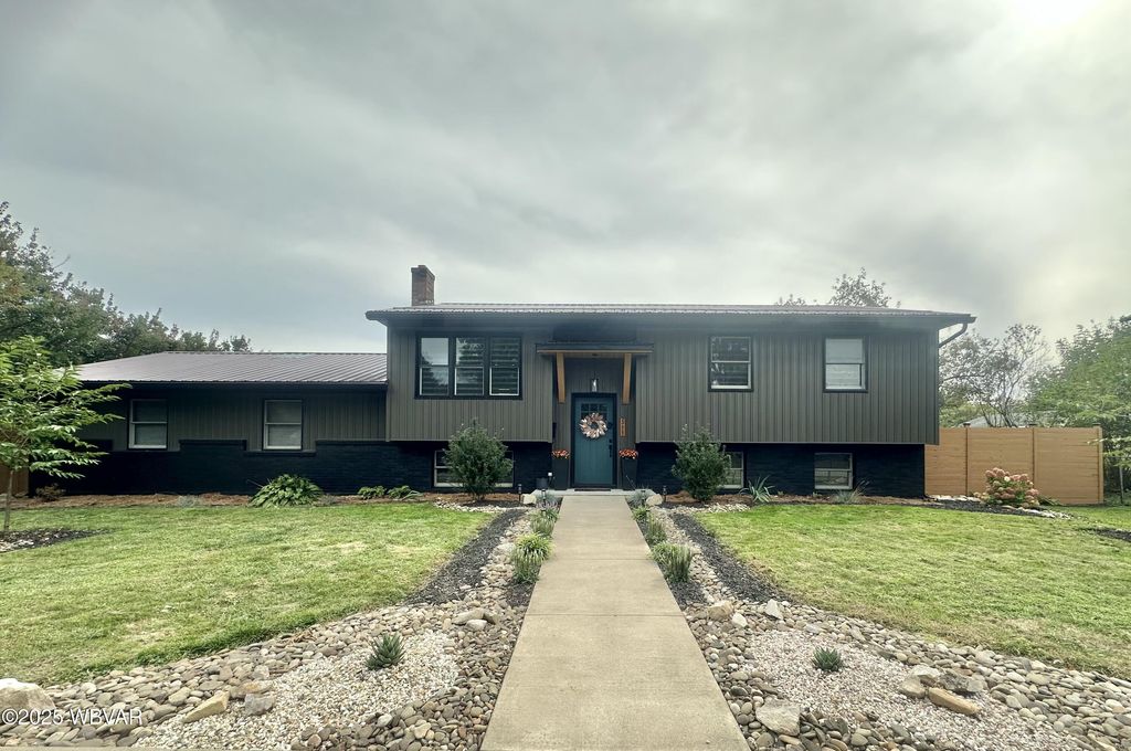 Photo of 511 LYCOMING STREET, Williamsport, PA 17701 (MLS # WB-102514)