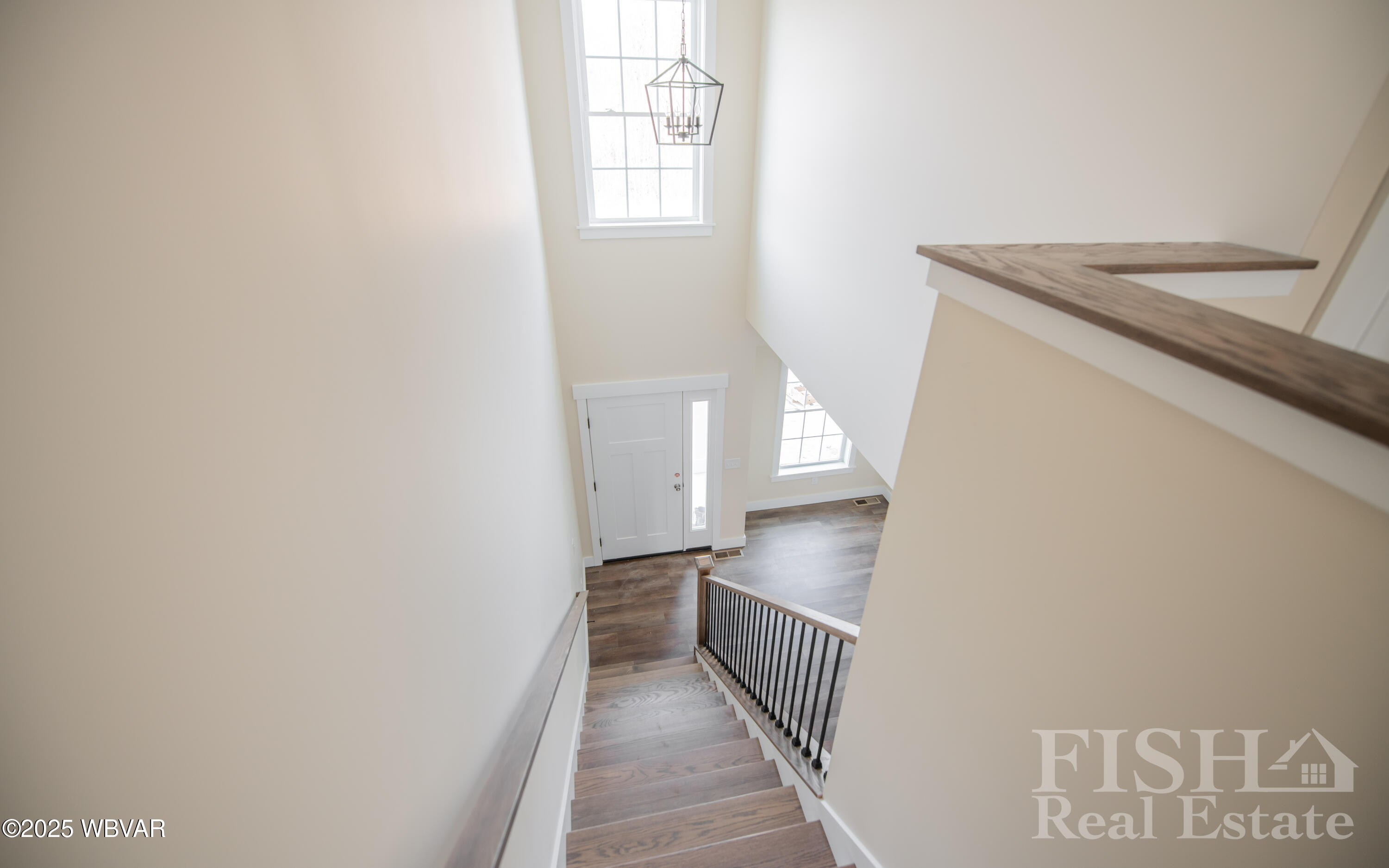 Properties 6 53 WISTERIA LANE