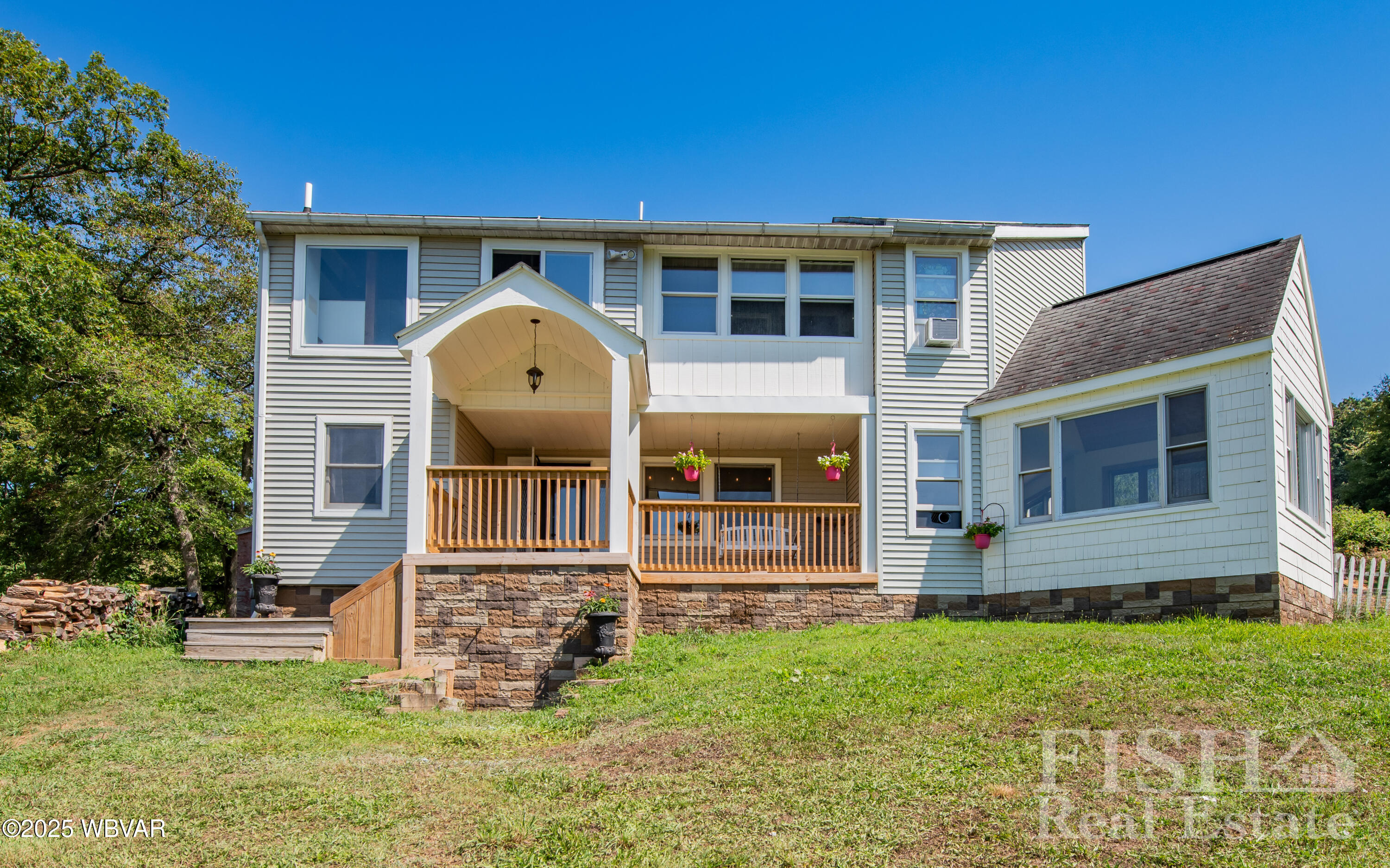 718 TURKEY PATH ROAD