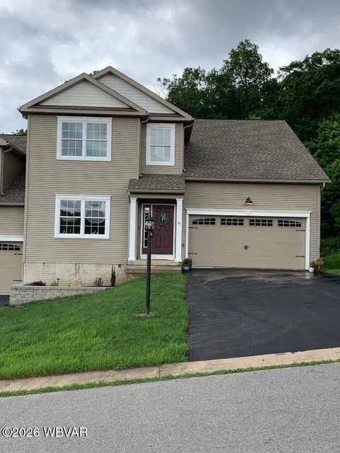 8 WISTERIA LANE Williamsport PA 17701