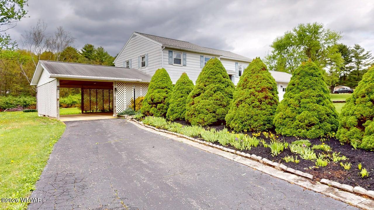 1640 smokey corners road