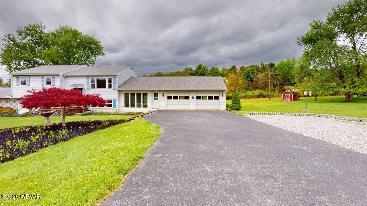 1640 smokey corners road
