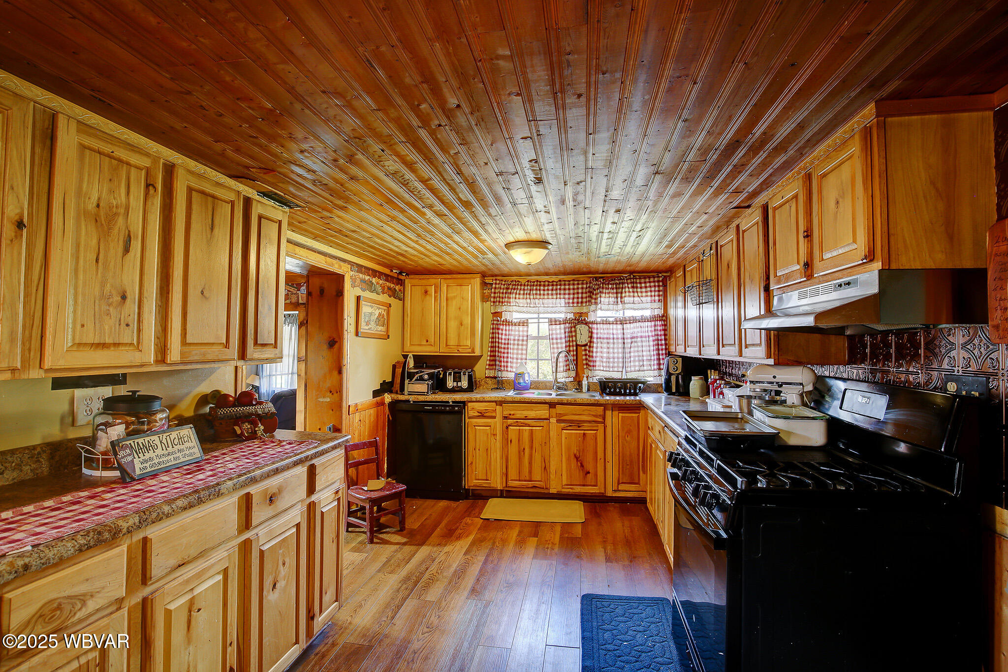 Loganton, Pennsylvania 17747, United States, 5 Bedrooms Bedrooms, ,2 BathroomsBathrooms,Residential,Active,245901